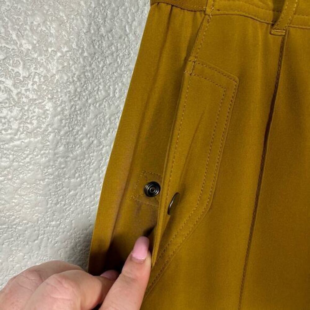 Athleta Womens Vienna Cargo‎ Straight Leg Pant in Brass Yellow Size 6 - Picture 5 of 10